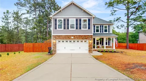 35 Parkview Ln, Lillington, NC 27546