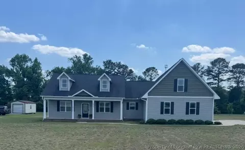 2935 Hayfield Rd, Wade, NC 28395