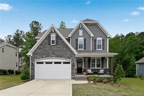 242 School Side Dr, Spring Lake, NC 28390