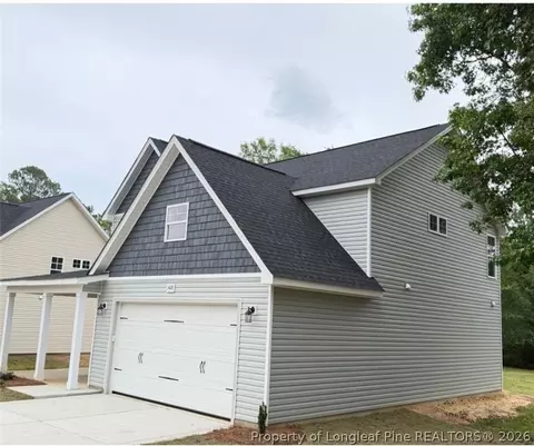 1428 Pamalee Dr, Fayetteville, NC 28303