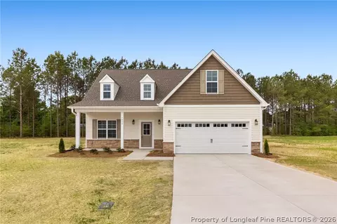 7822 Iron Ct, Fayetteville, NC 28306