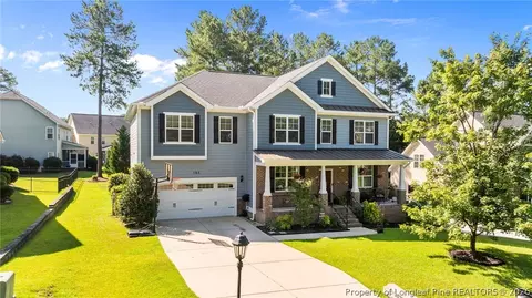 186 Valley Pines Cir, Spring Lake, NC 28390