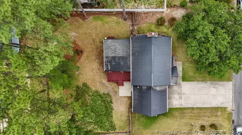 1939 Fairforest Dr, Fayetteville, NC 28304