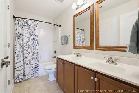 Bath - 135 Valley Stream Rd, Spring Lake, NC 28390 photo 6 of 6