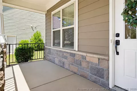 Exterior - 135 Valley Stream Rd, Spring Lake, NC 28390 photo 5 of 9