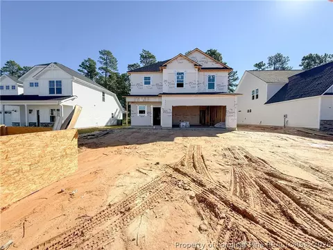748 Union St, Raeford, NC 28376