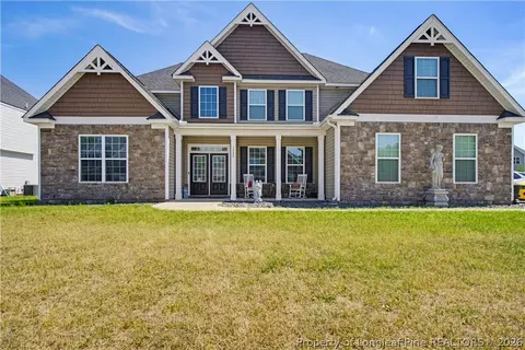 1533 Elk Run Rd, Fayetteville, NC 28312