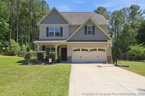 151 Magnolia Dr, Spring Lake, NC 28390
