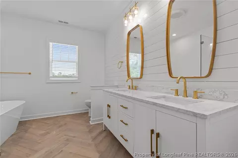Bath - 237 Myrtle Oak Dr, Cameron, NC 28326 photo 2 of 6