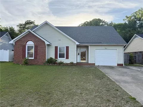 7229 Tollhouse Dr, Fayetteville, NC 28314