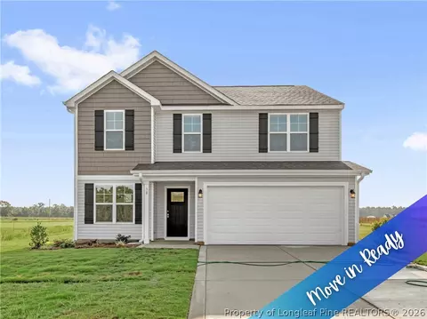 38 Coachman Ln, Autryville, NC 28318
