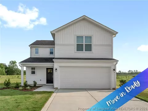 94 Coachman Ln, Autryville, NC 28318