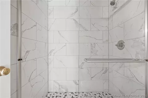 Bath - 180 Barton Hills Ct, Pinehurst, NC 28374 photo 2 of 4