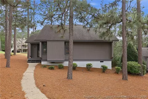 180 Barton Hills Ct, Pinehurst, NC 28374