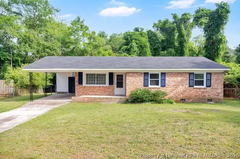 2627 Dumbarton Rd, Fayetteville, NC 28306