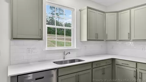 36 Firehawk Dr, Spring Lake, NC 28390 photo 9
