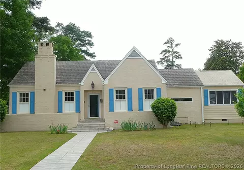 207 W 18th St, Lumberton, NC 28358