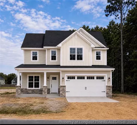 4736 Slew Dr, Hope Mills, NC 28348