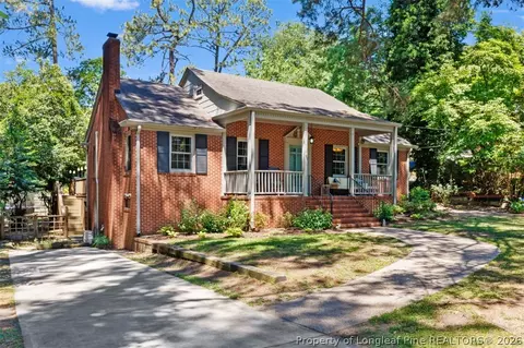304 Woodcrest Rd, Fayetteville, NC 28305