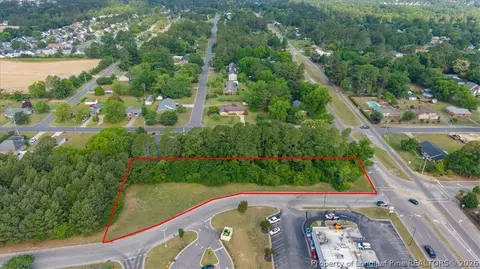 135 Stacy Weaver Dr, Fayetteville, NC 28311