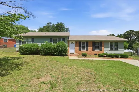 4806 Hurley Dr, Fayetteville, NC 28304