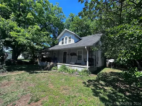 207 W 9th Ave, Lexington, NC 27292