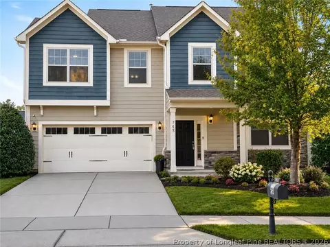 743 Shoals Lake Dr, Fuquay Varina, NC 27526