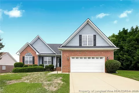 6012 Goldenrain Dr, Fayetteville, NC 28314