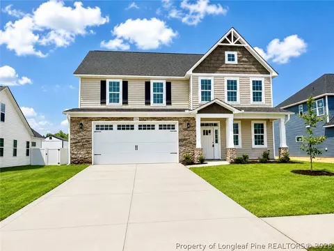336 Steelwood St, Raeford, NC 28376