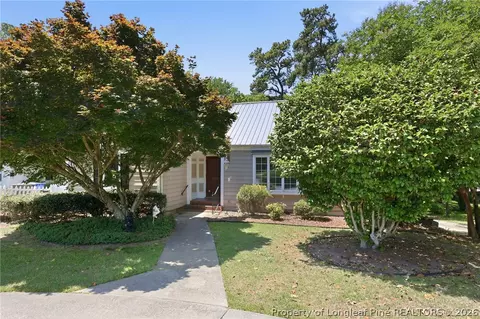 302 Valley Rd, Fayetteville, NC 28305