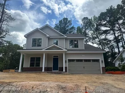 125 Juniper Lake Rd, West End, NC 27376