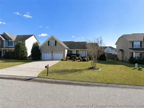 41 Botanical Ct, Bunnlevel, NC 28323