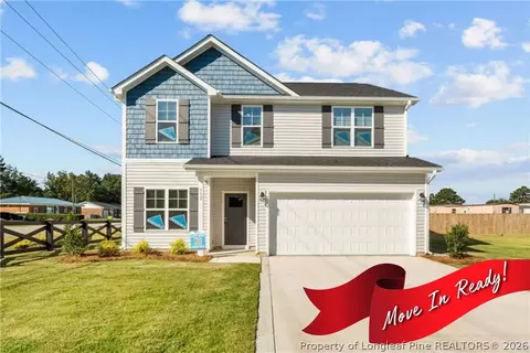 522 Open Range Rd, Spring Lake, NC 28390