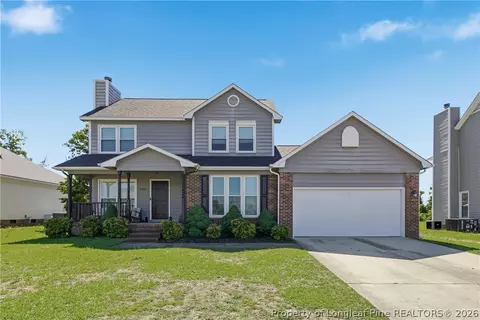 4824 Deer Lakes Rd, Fayetteville, NC 28311