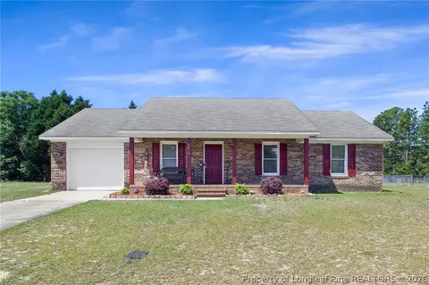 5410 Harding Dr, Hope Mills, NC 28348