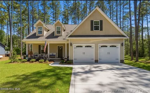 16620 Titmouse Ct, Wagram, NC 28396