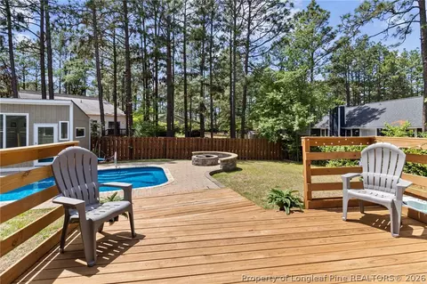 Exterior - 1500 Longleaf Dr E, Pinehurst, NC 28374 photo 4 of 8