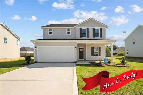 537 Open Range Rd, Spring Lake, NC 28551