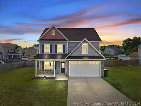 1356 Vandenberg Dr, Fayetteville, NC 28312