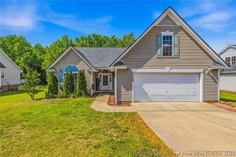 7736 Redwood Ave, Fayetteville, NC 28314