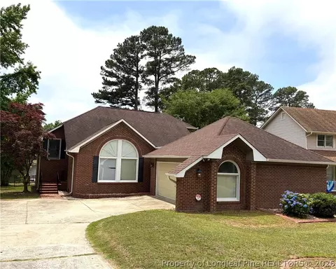 621 Georgetown Cir, Fayetteville, NC 28314
