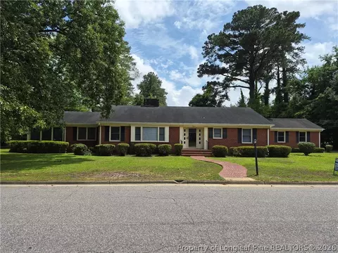 505 W 24th St, Lumberton, NC 28358