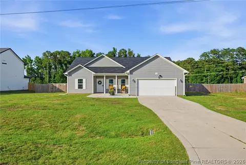 49 Alfalfa Dr, Parkton, NC 28371
