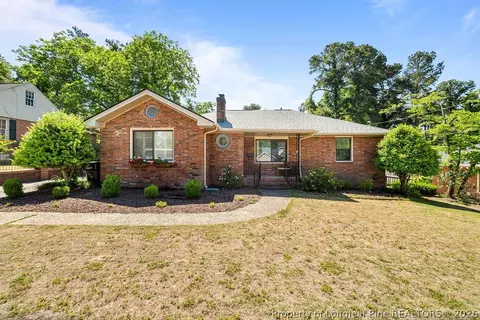 519 Vista Dr, Fayetteville, NC 28305
