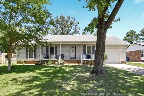 6963 Bostick Dr, Fayetteville, NC 28314