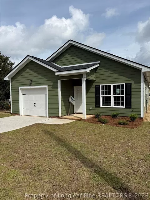 308 Lee St, Spring Lake, NC 28390