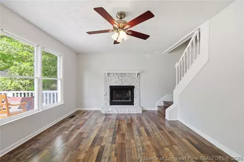 Living - 962 Lakeridge Dr, Cameron, NC 28326 photo 2 of 7