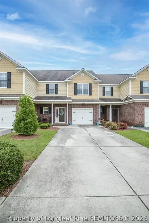 5003 Waterloo Ave, Fayetteville, NC 28314