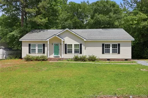 175 Country Walk Ln, Sanford, NC 27332