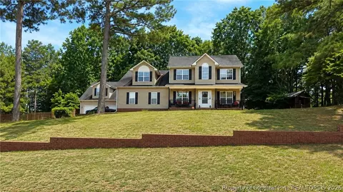 56 Mountain View Dr, Sanford, NC 27332